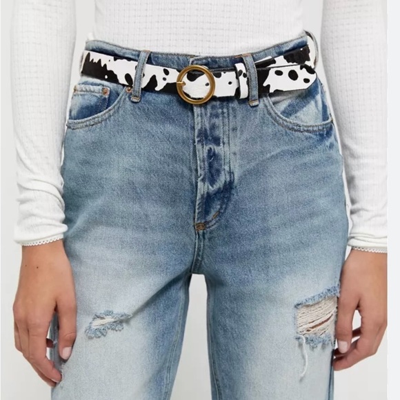 Urban Outfitters | Accessories | Urban Outfitters Cow Print  display picture 1